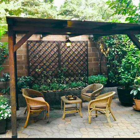 Apartment La Porta Nel Giardino