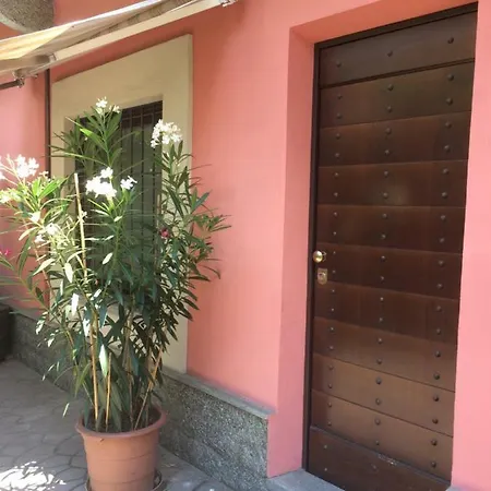 La Porta Nel Giardino Apartman