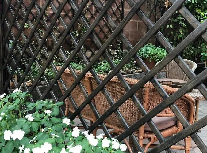 La Porta Nel Giardino *